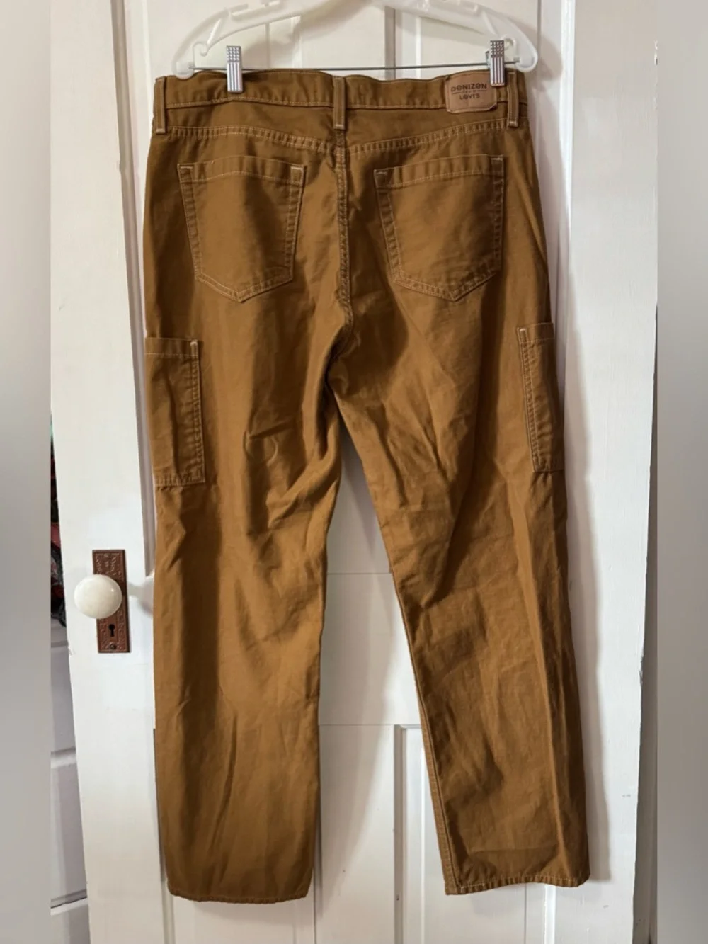 Levi's Men's Cargo Pants in Brown Tan Workwear